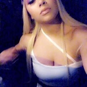 Meet your Posher, Janet